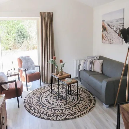 Chalet Charming Near Efteling Kaatsheuvel